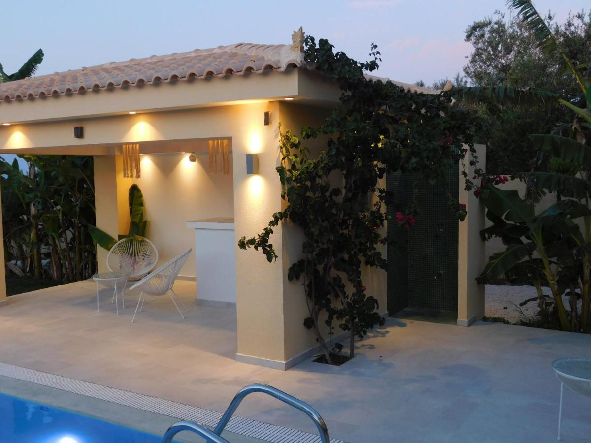Orea Superior Rooms Kypseli Exterior photo